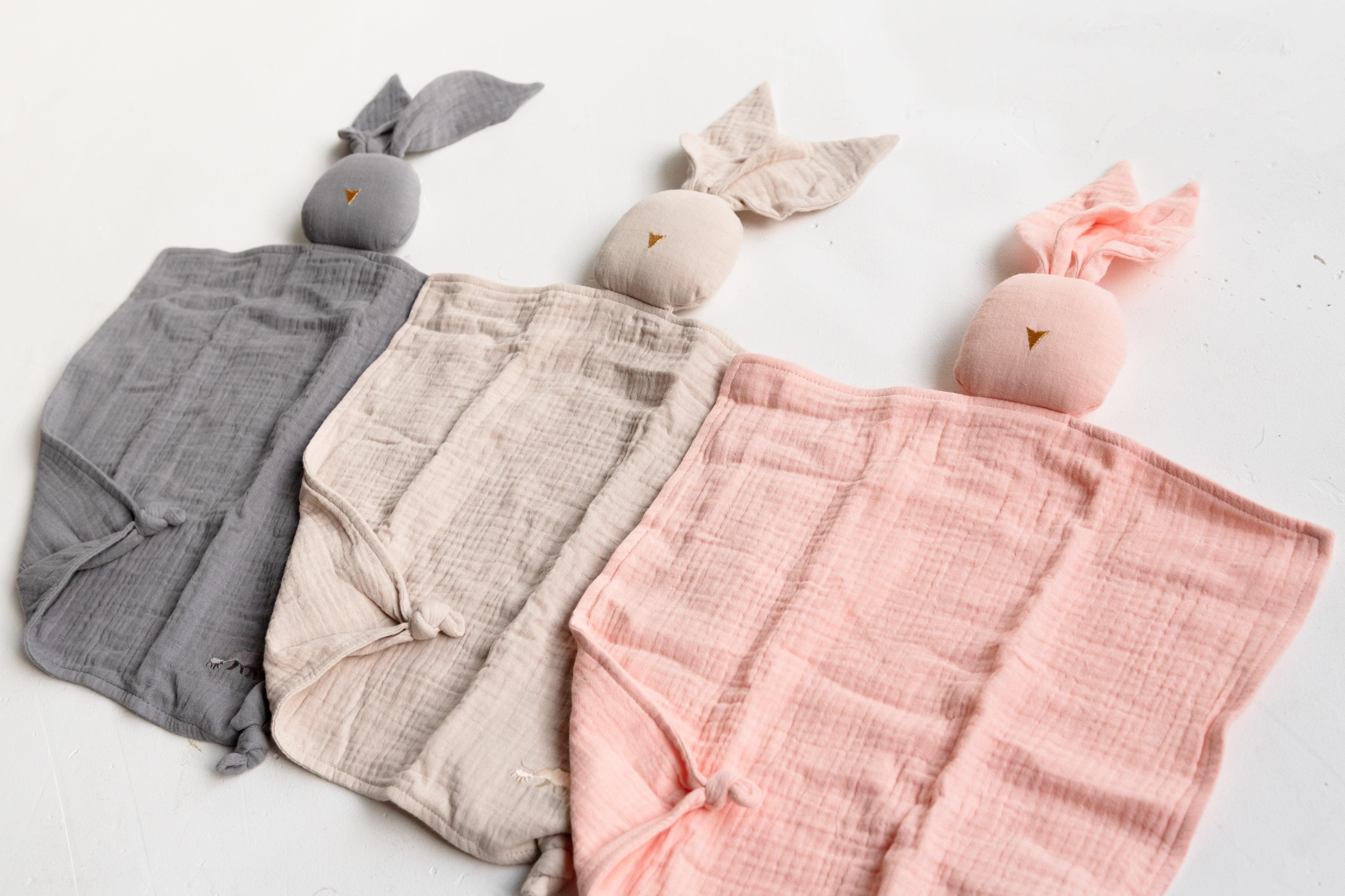 files/bunny-animal-muslin-comforter-claybearofficial-1.jpg